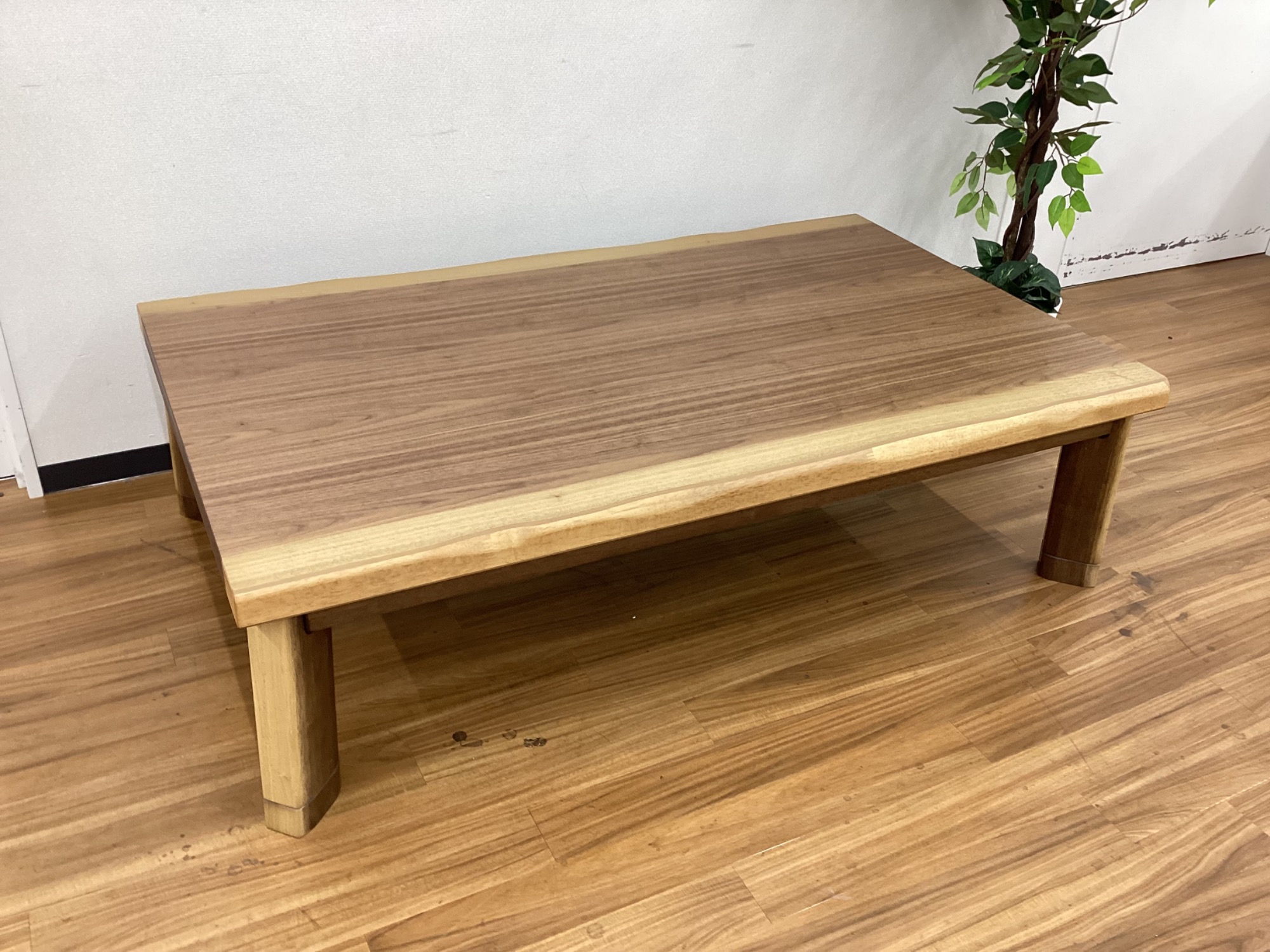 協立工芸】ウォールナット突板を使用した高級感のある家具調こたつ