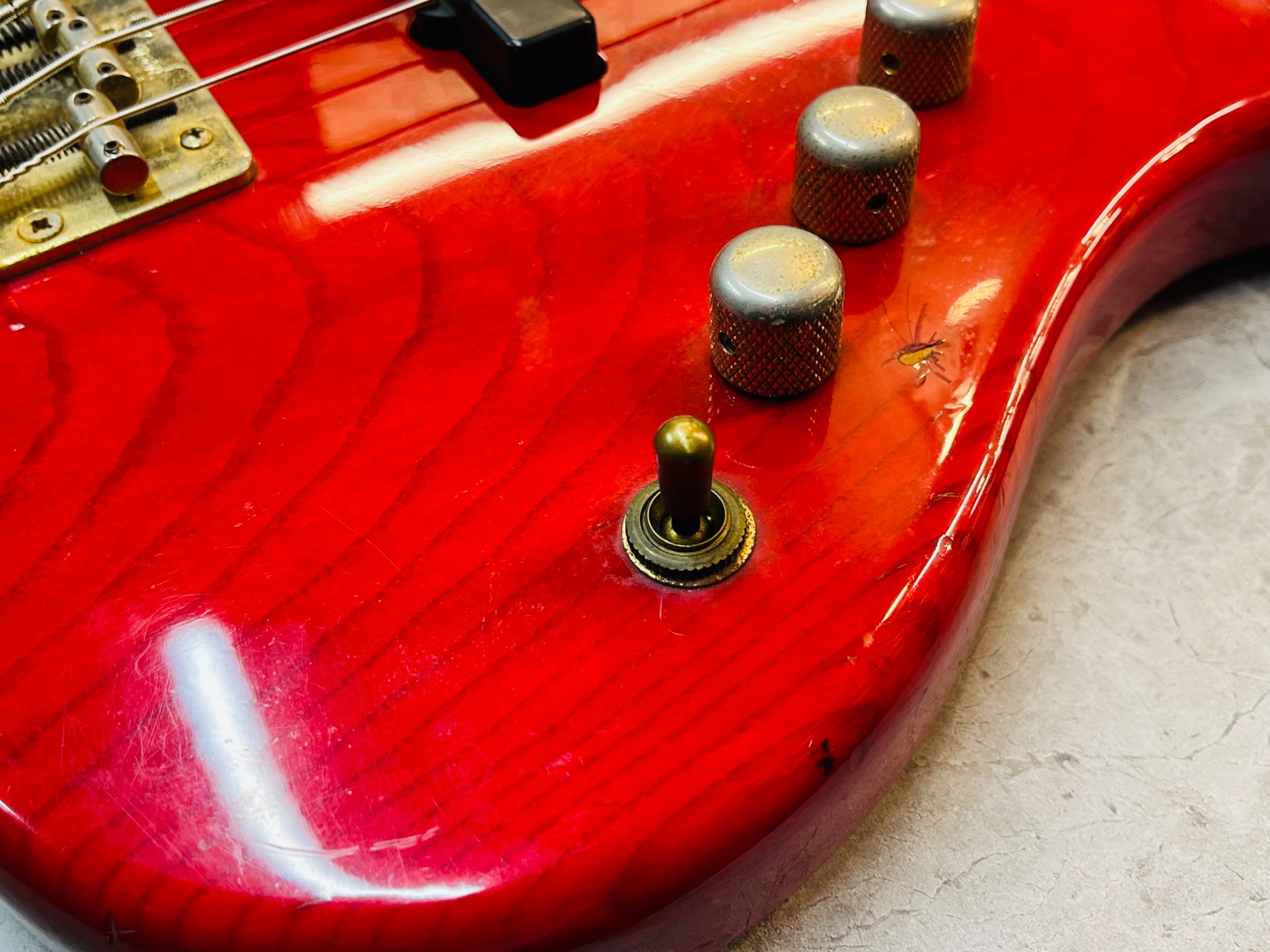 老舗国産ハイエンドブランド】Moon(ムーン)ジャズベースタイプJJ-4のご