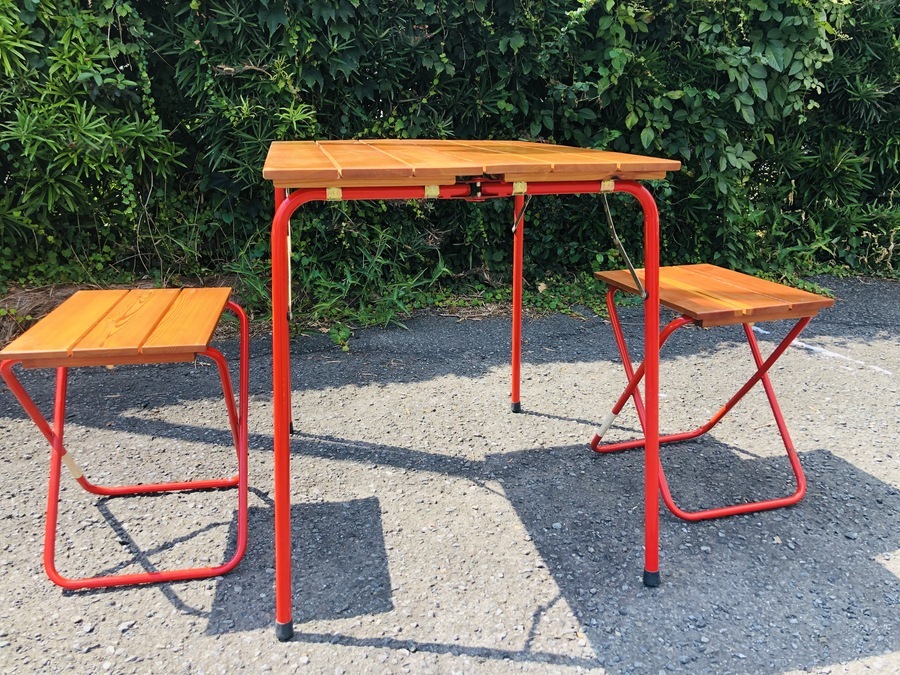 カステルメルリーノ CASTELMERLINO 折りたたみ木製テーブル 赤脚 楽天