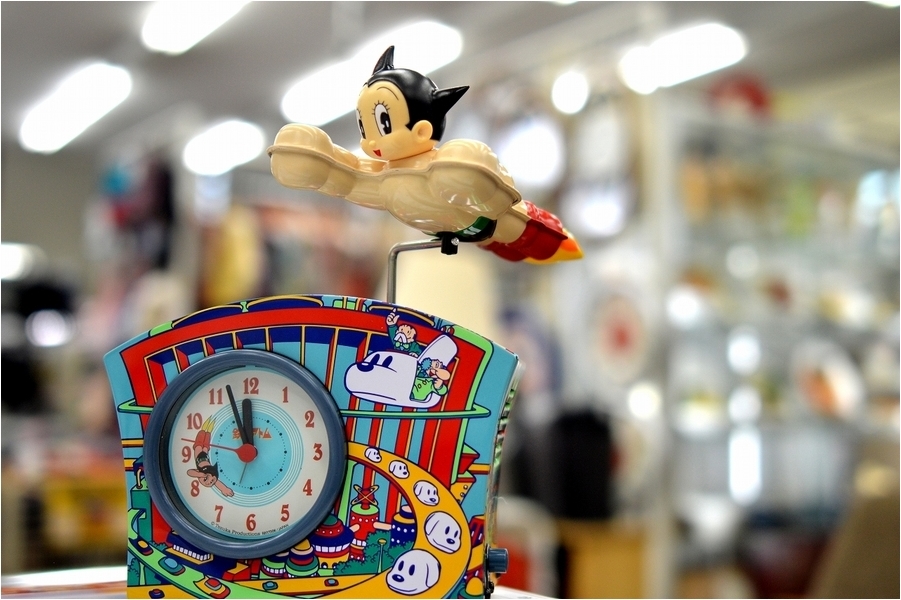 限定5000個!?鉄腕アトムのオルゴール目覚まし時計が買取入荷いたしまし