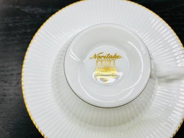 今日は洋食器の日♪Noritake(ノリタケ）「ダイヤモンドコレクション