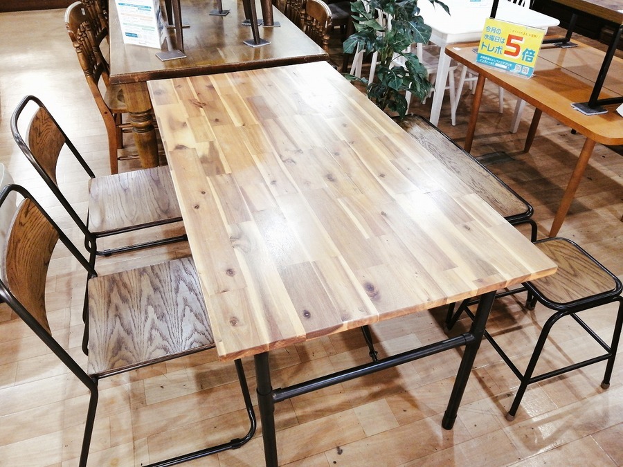 UNICO(ウニコ) LABORA(ラボラ)シリーズ！ダイニング5点セットが入荷