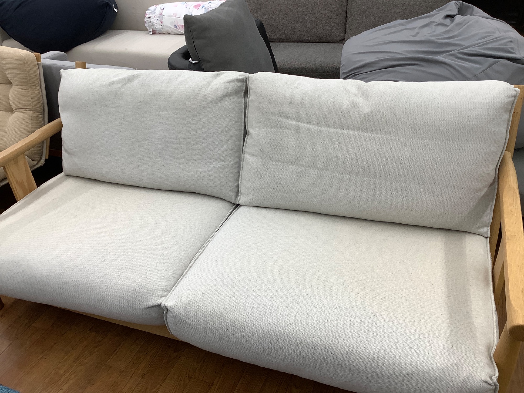 広々座れる♪】ACTUS（アクタス）よりLODGE 2.5人掛けソファが入荷致し