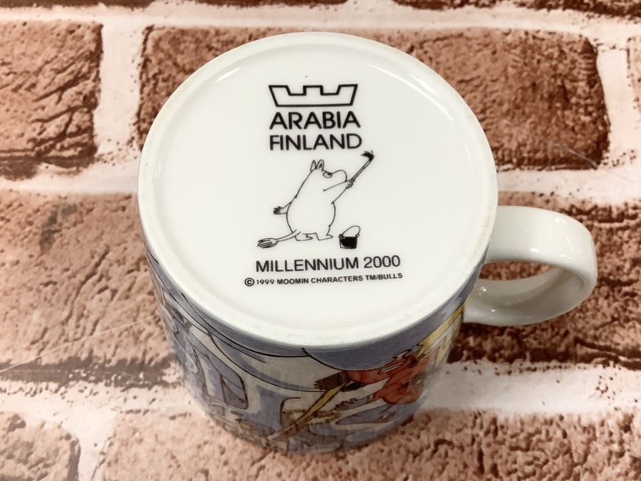 ARABIA(アラビア)の2000年限定ミレニアムムーミンマグカップが入荷しま