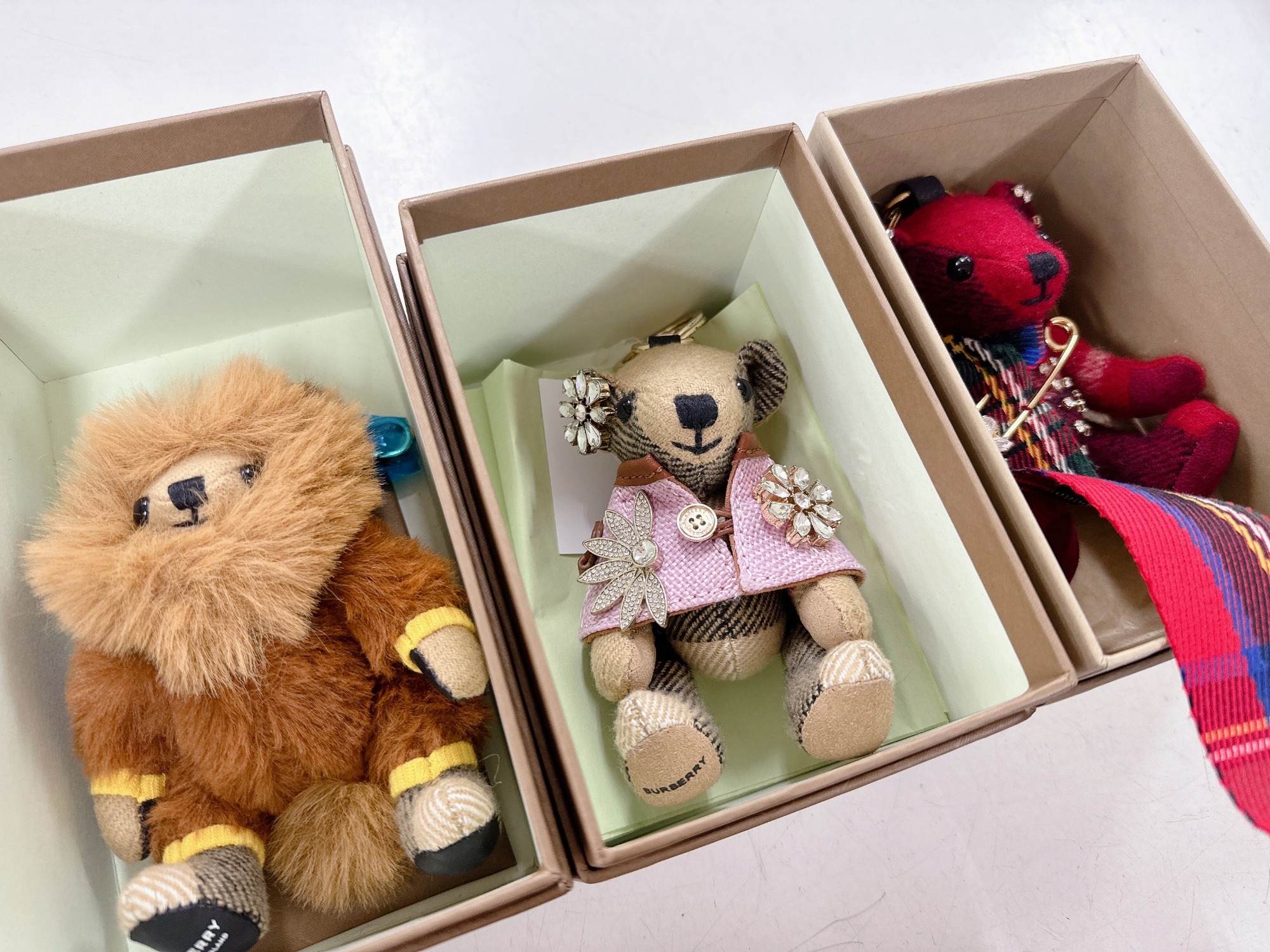 BURBERRY(バーバリー)の可愛らしいチャームが新入荷♪｜2024年07月17日