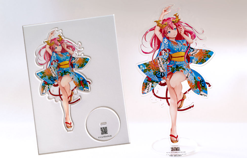 フレーム付きアクリルスタンドB7（91×128mm）：キレイな缶バッジと