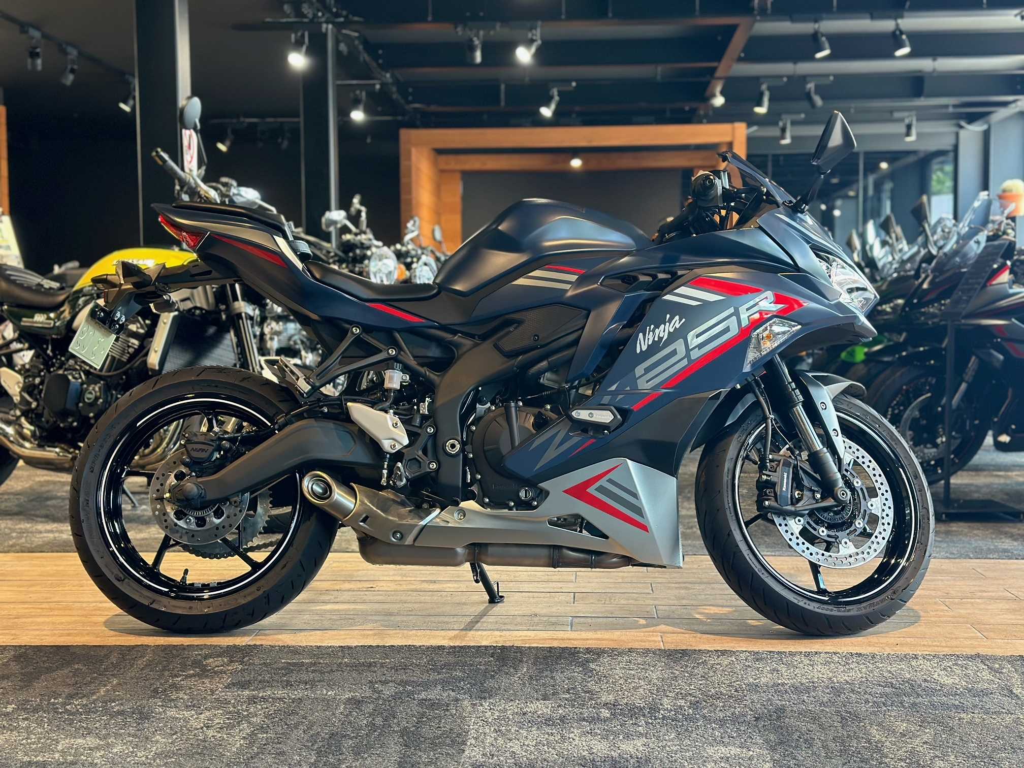 Ninja ZX-25R SEのレンタルバイクをご用意いたしました！ [最新情報