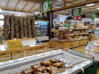 道の駅上野・ウッディー上野村銘木工芸館 | 上野村