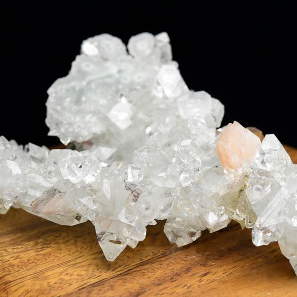 アポフィライト（魚眼石）原石｜約179.7g｜インド・プネー産（プーナ産