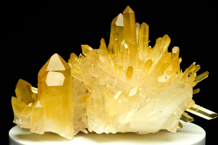 採掘鉱山より直輸入】アーカンソー産ゴールデンクォーツ（ゴールデン