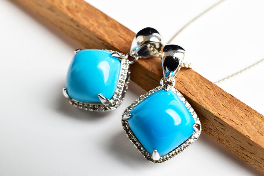 天然ターコイズ×ダイヤモンド ペンダント【チェーン付き】スリーピング