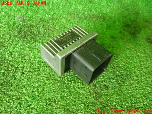 2UPJ-60826147]NV350 キャラバン バン(VW2E26)コンピューター2 (グロー