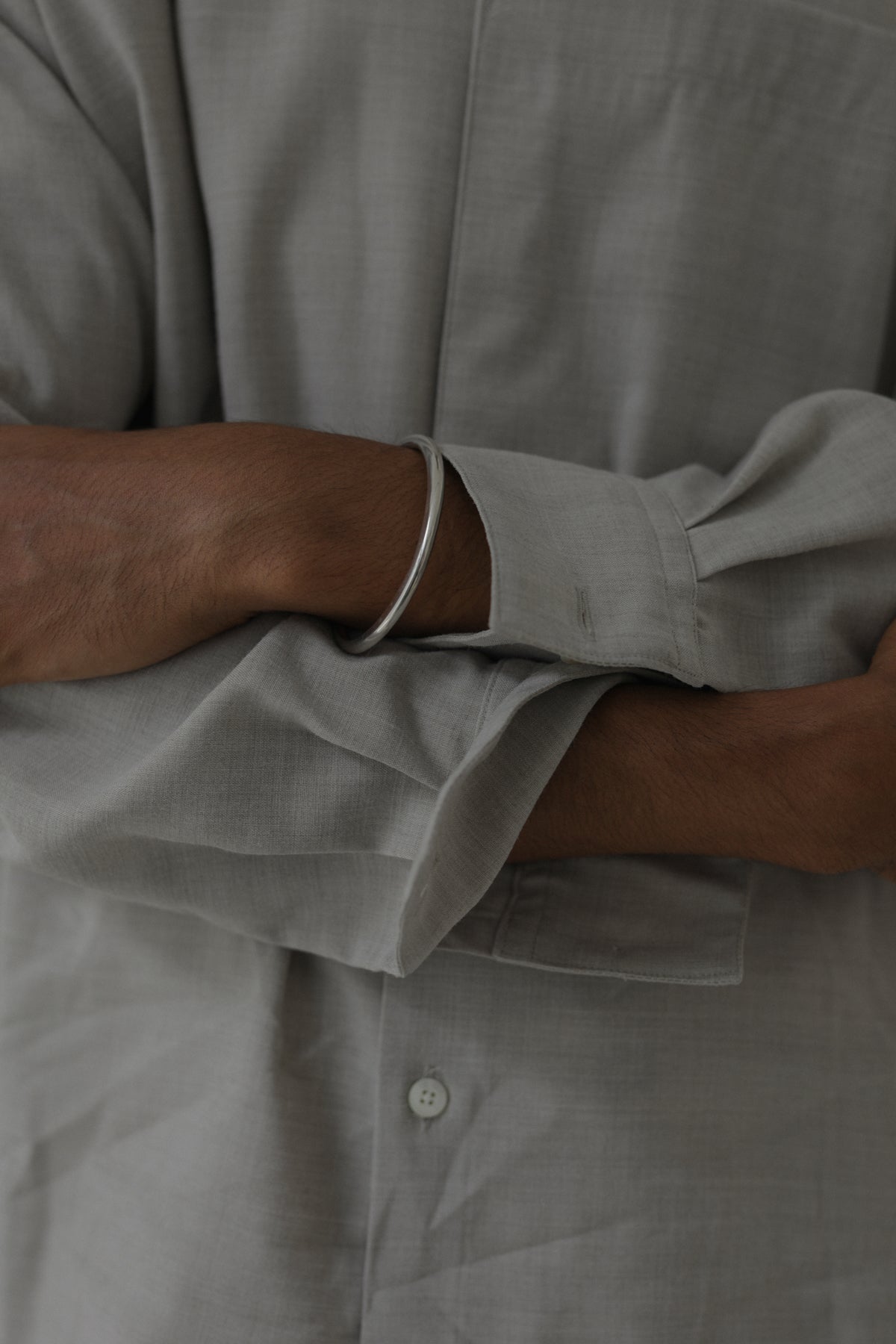 basic volume bangle silver – vebet jewelry