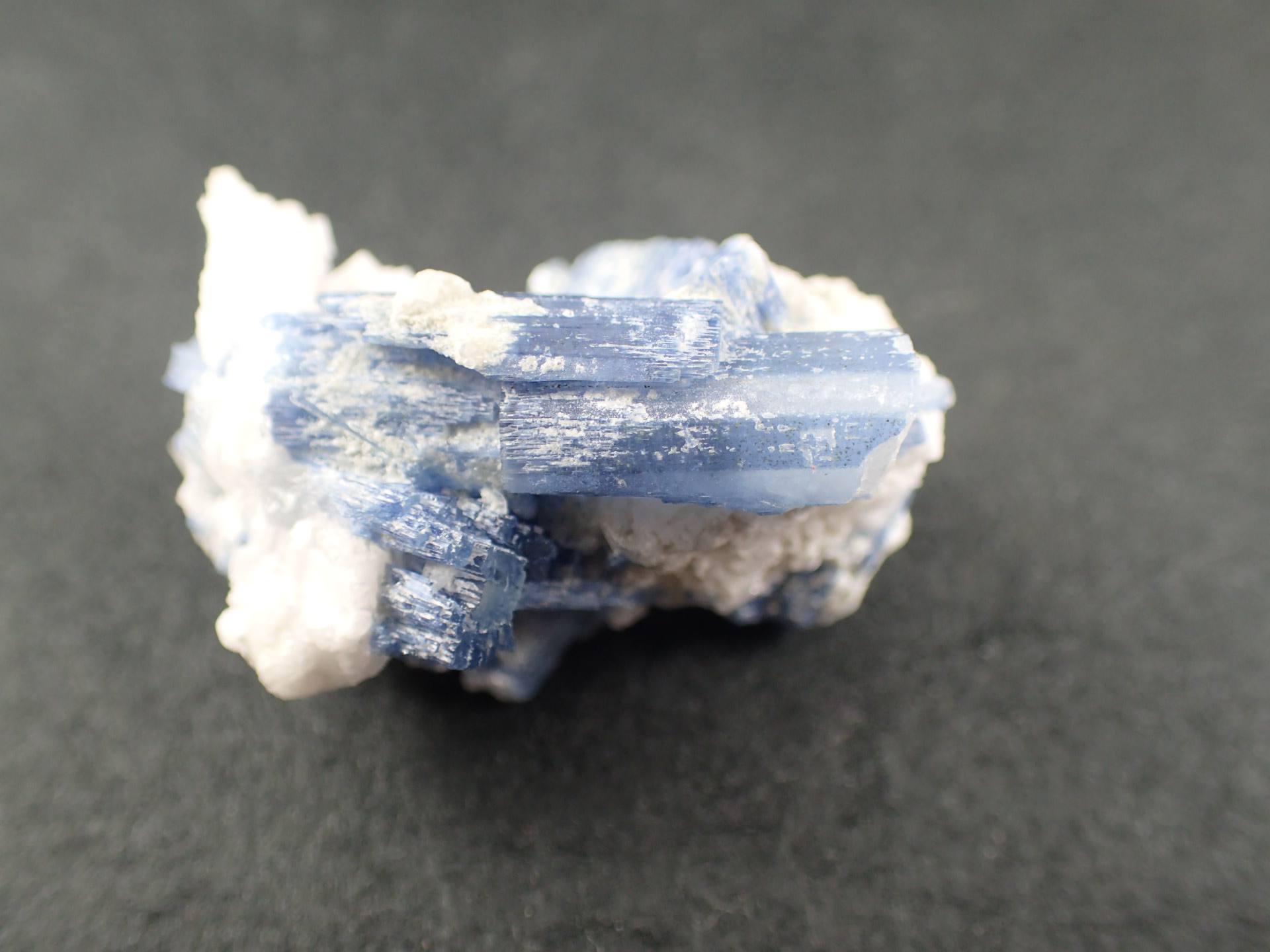 最高品質アルカリベリル(Alkali Beryl) Gilgit, Baltistan, Skardu