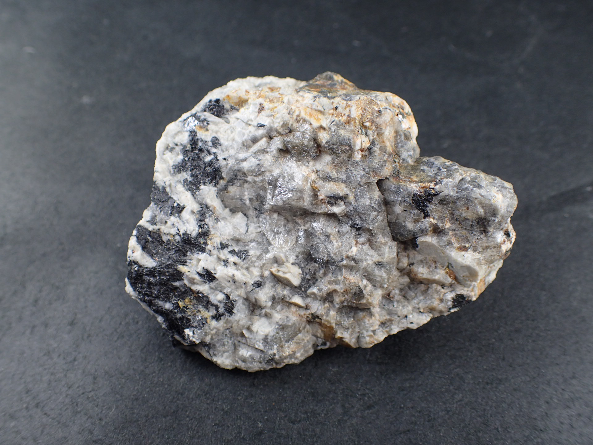 エジリン輝石（Aegirine 錐輝石） ｜石の販売専門店【vec stone club】