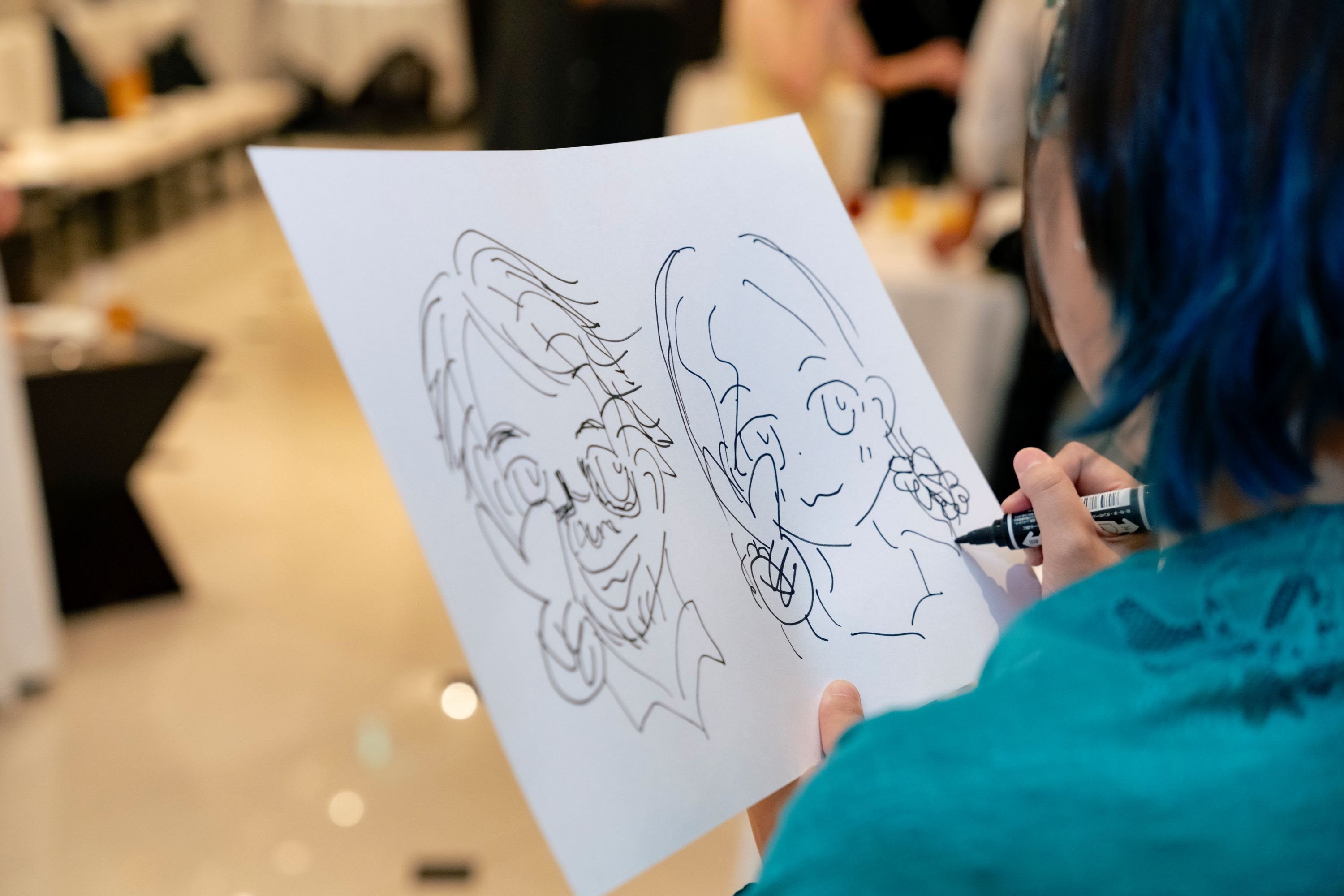 結婚式二次会で大盛り上がり！「似顔絵ゲーム」のルールをご紹介します