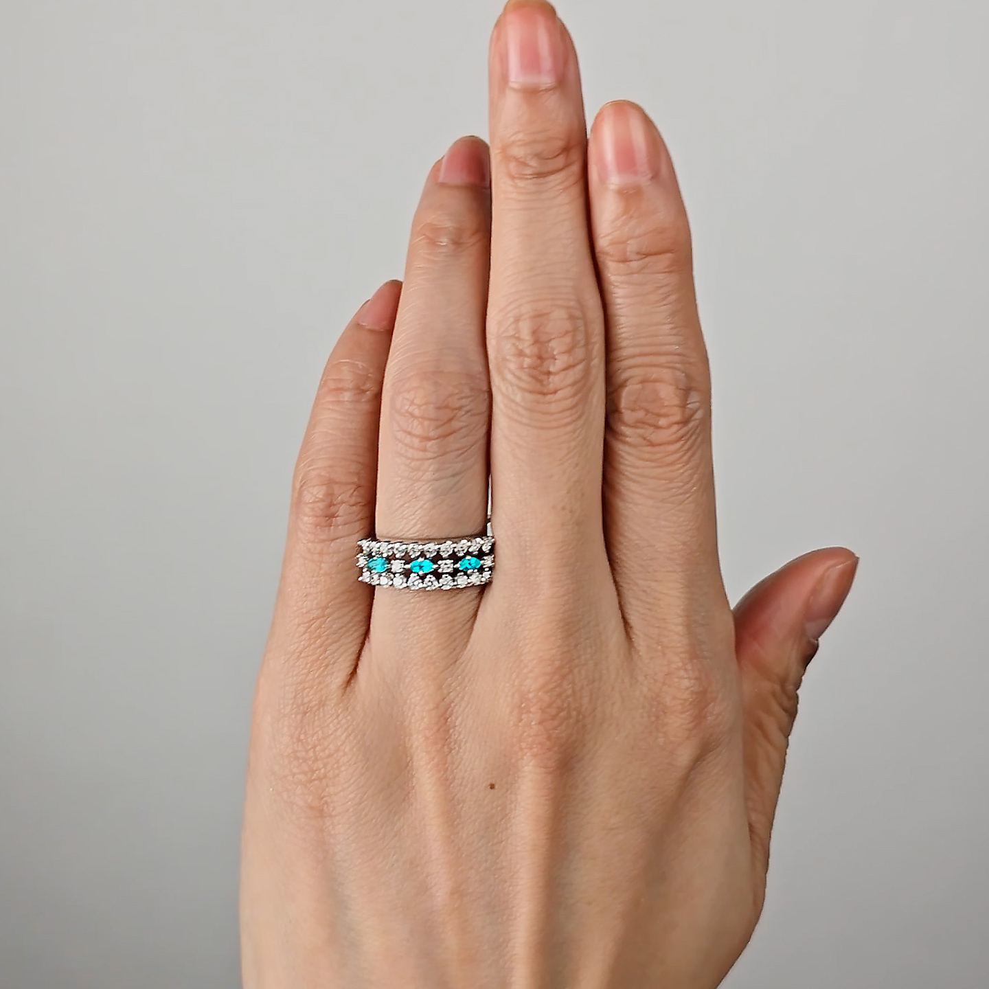 ブラジル産バターリャ鉱山パライバトルマリン0.197ctプラチナリング