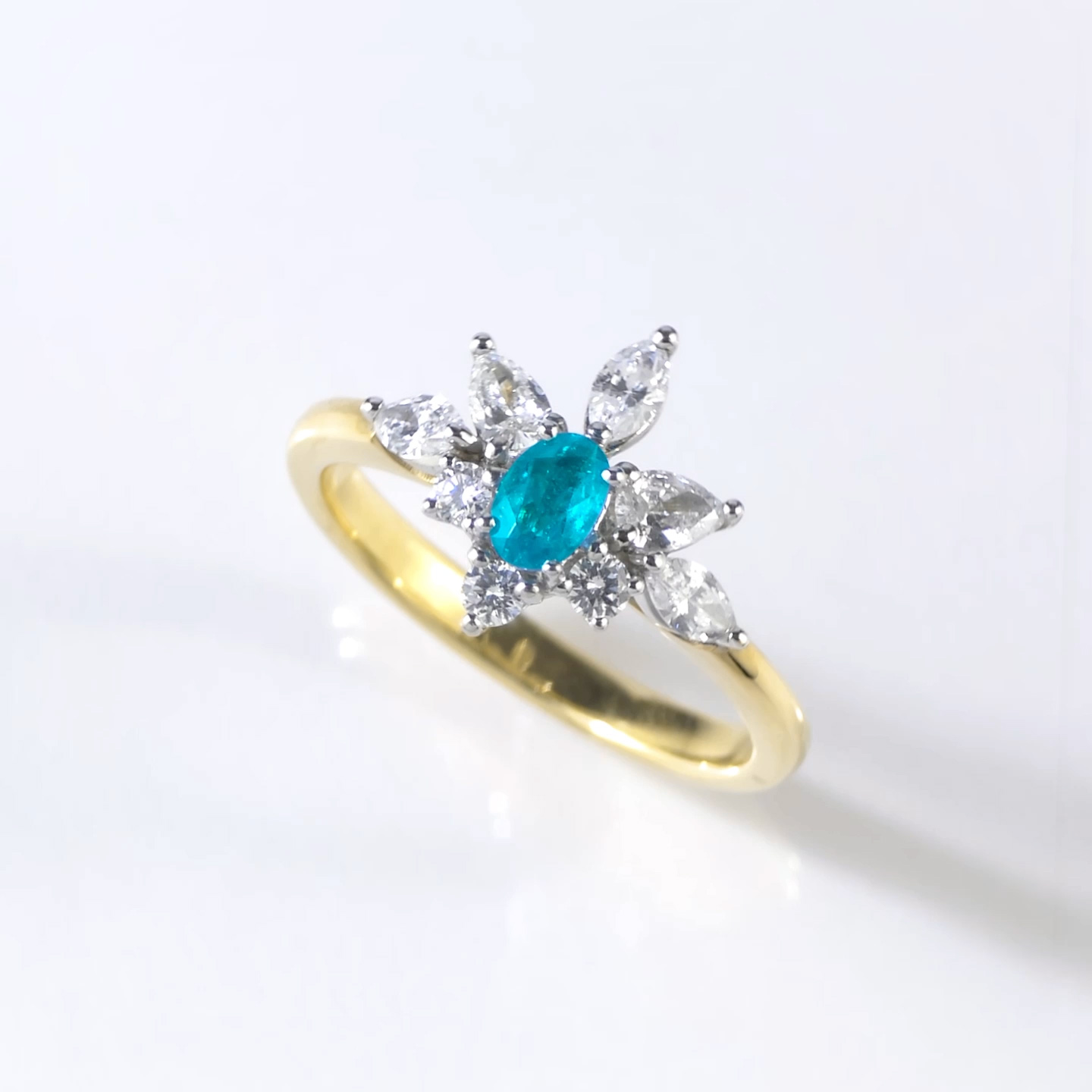 ブラジル産バターリャ鉱山パライバトルマリン0.16ctプラチナK18