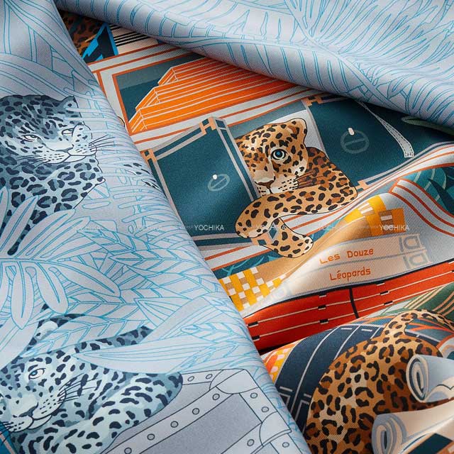 HERMES エルメス スカーフ カレ90 ダブルフェイス 12頭のレオパード