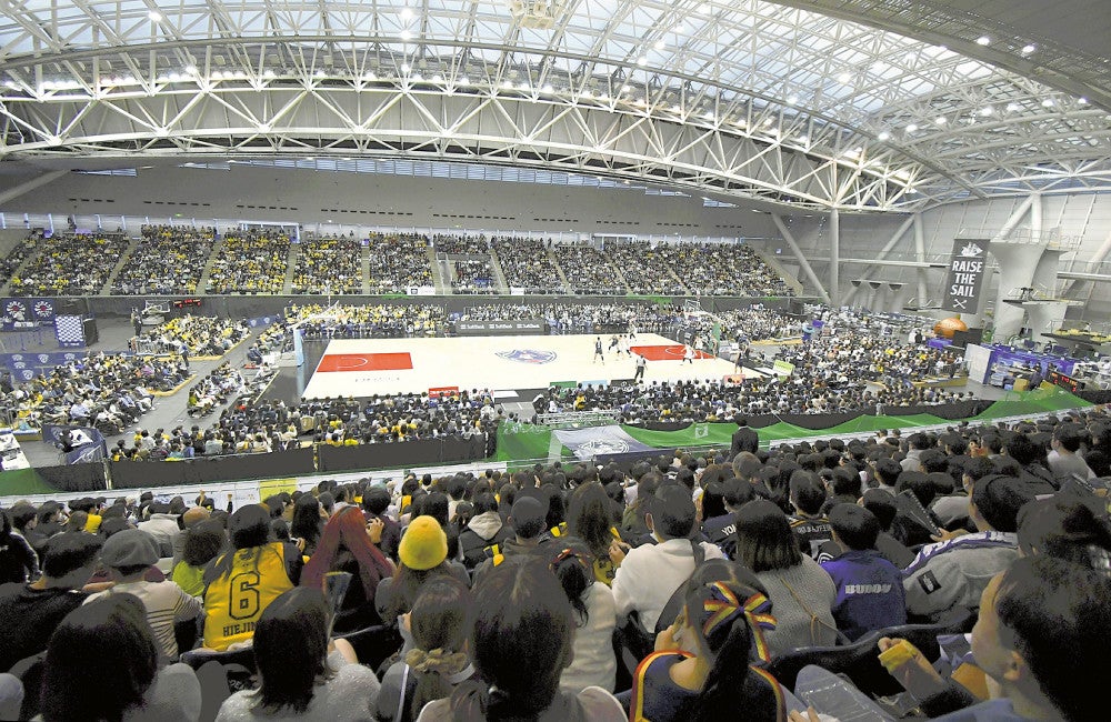 国際大会実績4回止まりの「横浜国際プール」、市が通年スポーツフロア