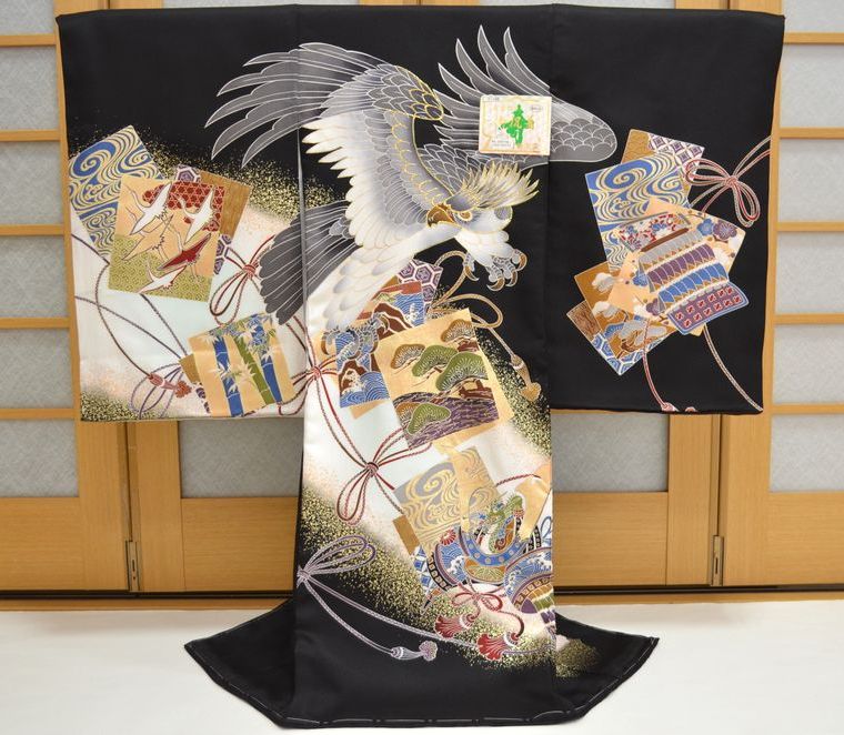 お宮参り 赤ちゃん着物 男の子 産着 初着 鷹 刺繍 金吹雪 om-m-861