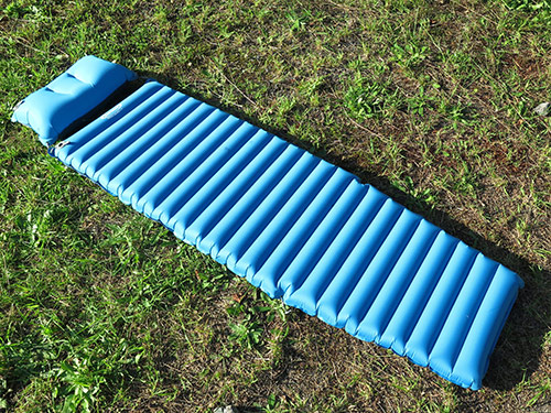 組み合わせで寝心地も自在。夏の利尻でテントマットシステムをチェック