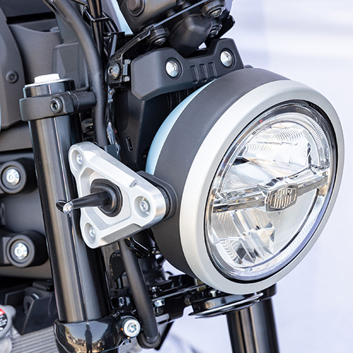 ヘッドライトリム アルミ ヘアライン XSR125 | ヤマハ発動機グループ