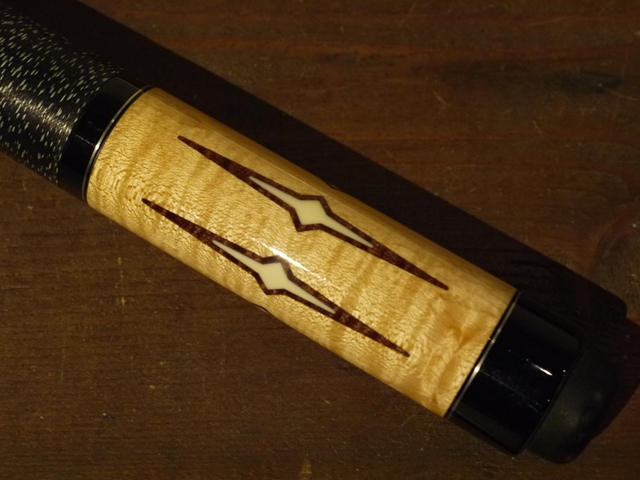 Bludworth Cue ブラッドワース キュー| ZOOM CAR COLLECTION