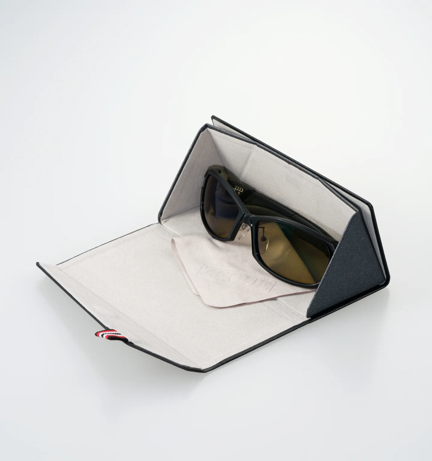 GLASSES CASE | Zeque (ゼクー)