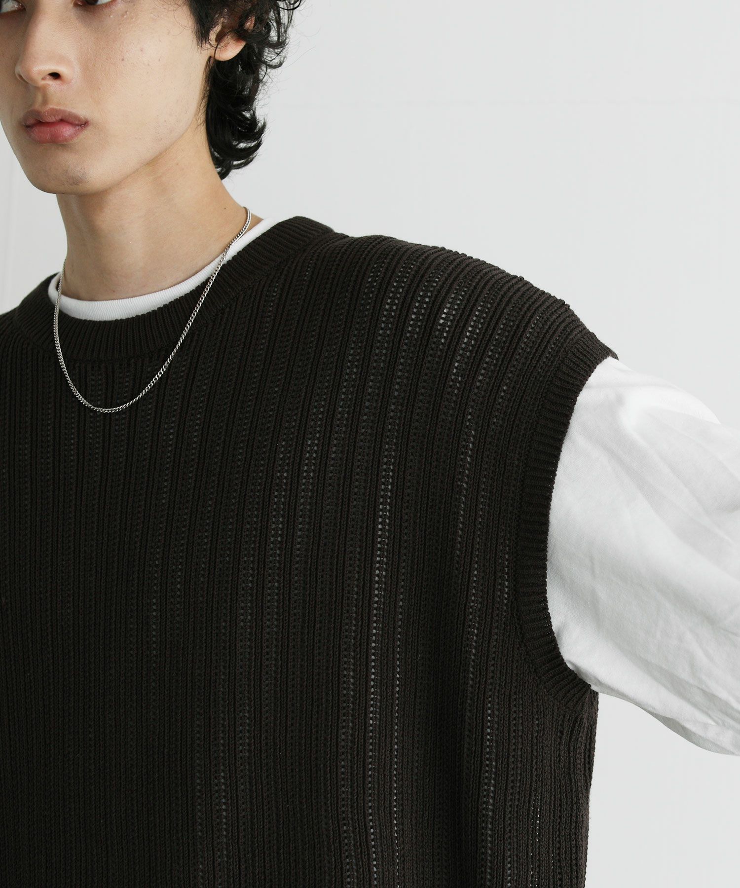 VICTIM]KNIT VEST | OPENING ACT