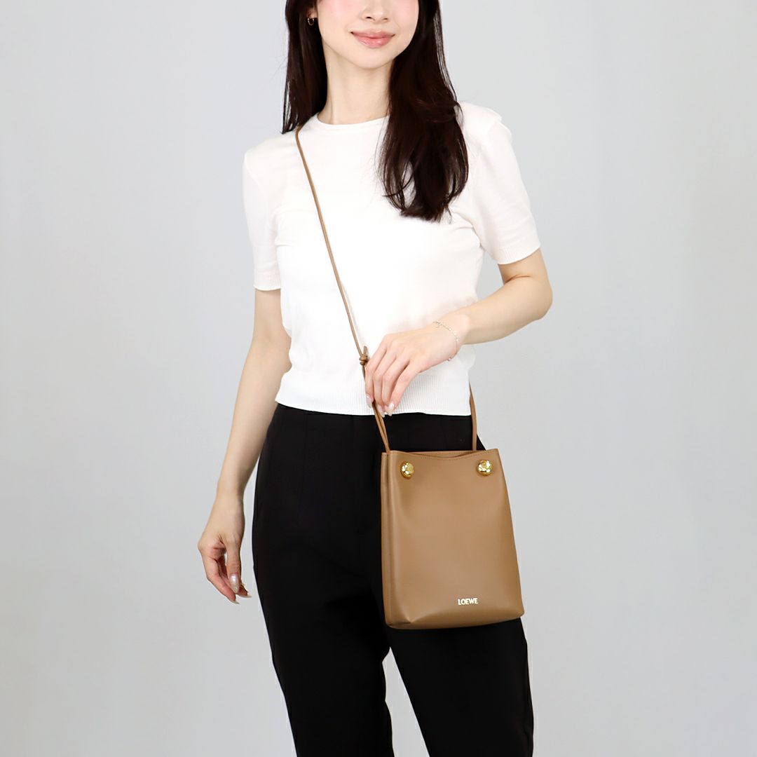 ロエベ LOEWE ショルダーバッグ ANAGRAM CUT OUT POCKET アナグラム