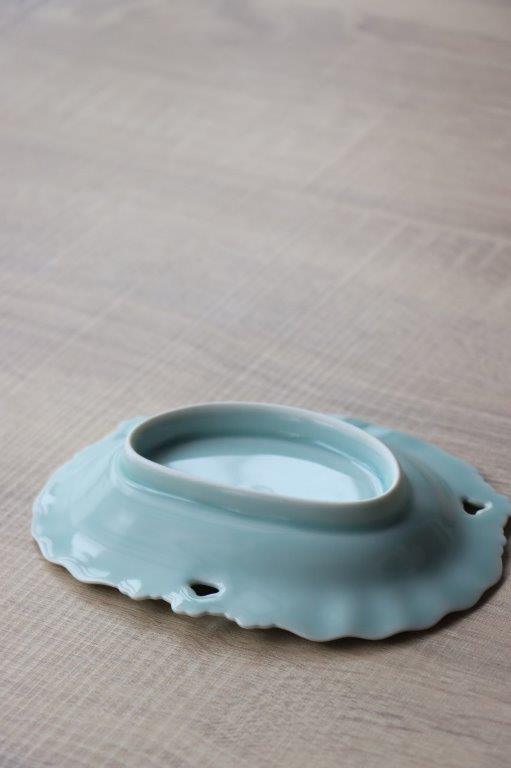 畑萬陶苑 モイスト青磁 唐花三ツ穴 銘々皿