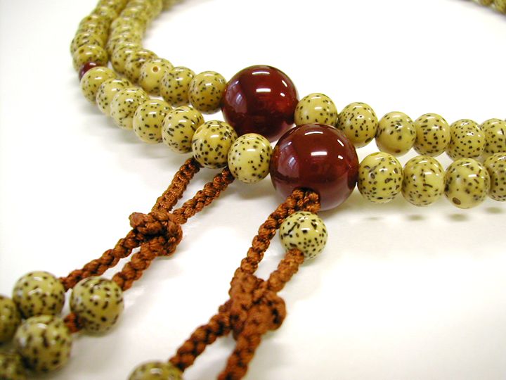 星月菩提樹尺二振分茶棒房瑪瑙仕立 お数珠の安田念珠店へ｜総本山