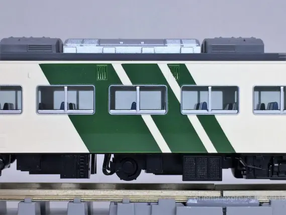 ジャンク品 tomix 98306 185系200番台特急電車 6両セット Amazon