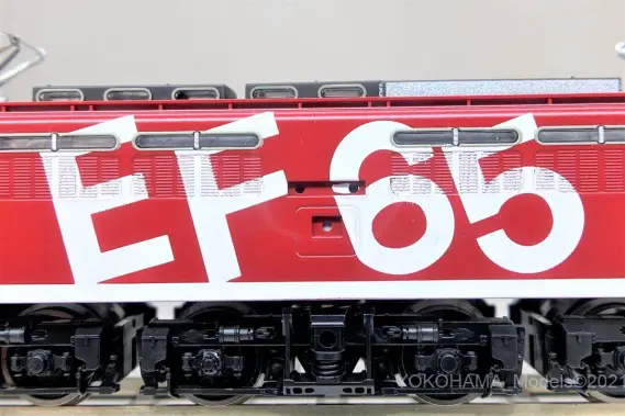 EF65 1019号機・レインボー塗装が入線しました。 TOMIX 7155