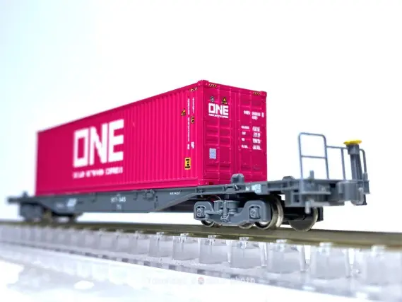 40ft 96ドラインバン「ONE」を導入。KATO 23-580A ハイキューブ