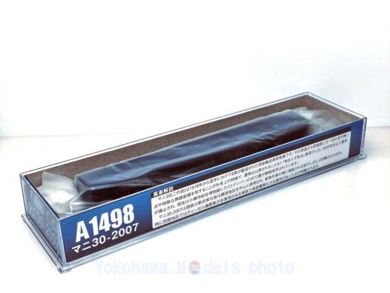 マニ30 2007（現金輸送用荷物車）が入線です。 MICROACE A1498