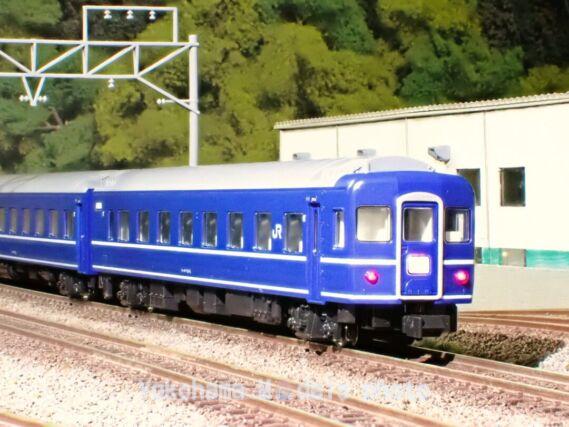 14系 寝台特急「さくら・はやぶさ/富士」が入線です。KATO 10-1800