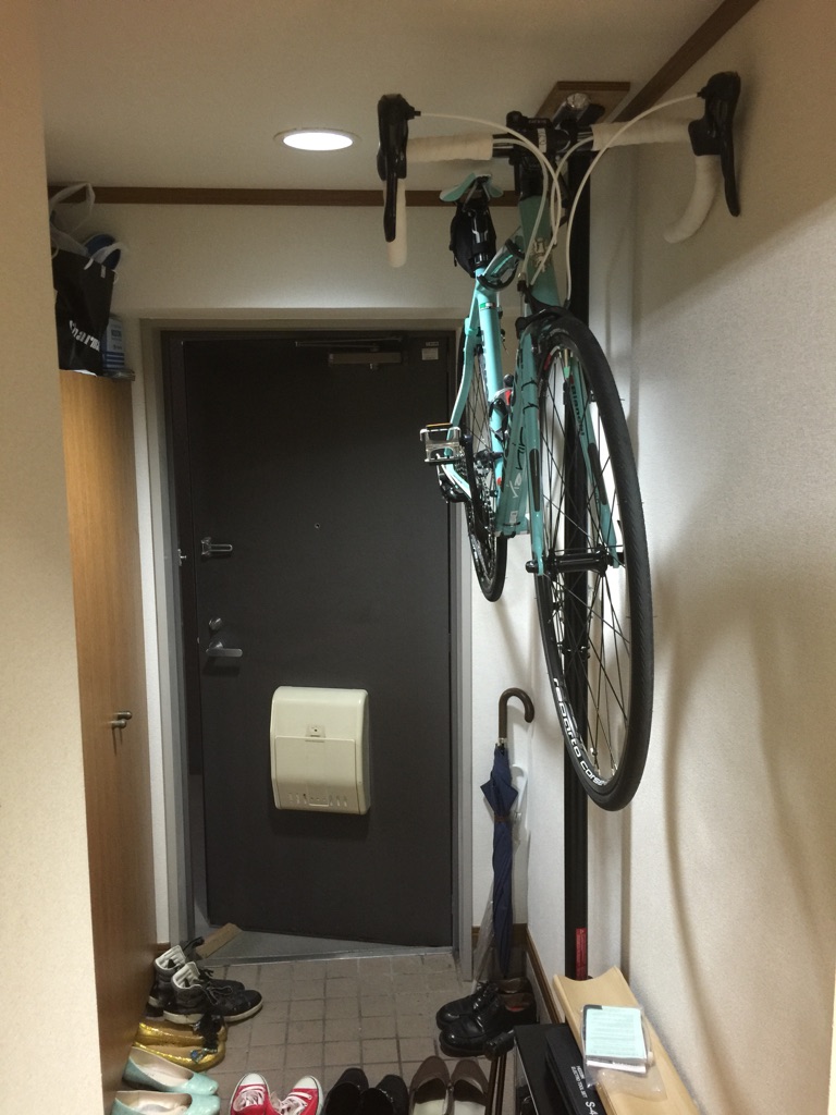 NINOURA ミノウラのバイクタワー10を導入した - 晴れ時々ジャズ、雨