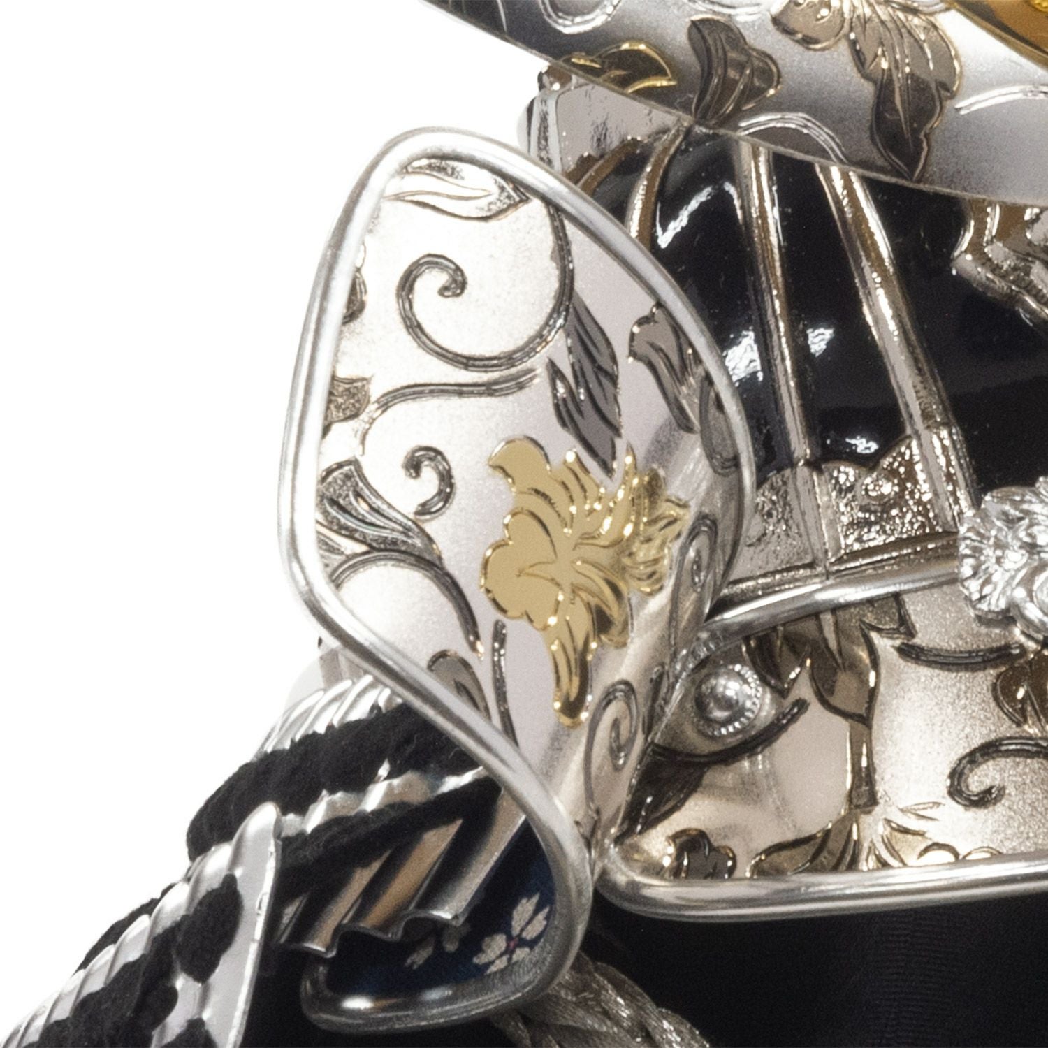 五月人形】黒絲縅 上杉謙信公 兜12号収納箱飾り | 雛人形（ひな人形