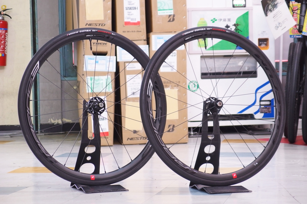 バランス良しの定番ミドル『フルクラムRACING3』に高性能と安心を