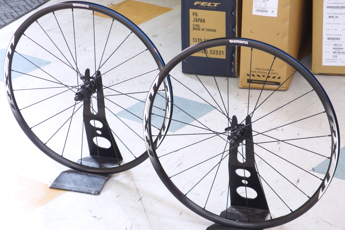 ロードバイクホイールセット 700C 【BONTRAGER】完組ホイール700C