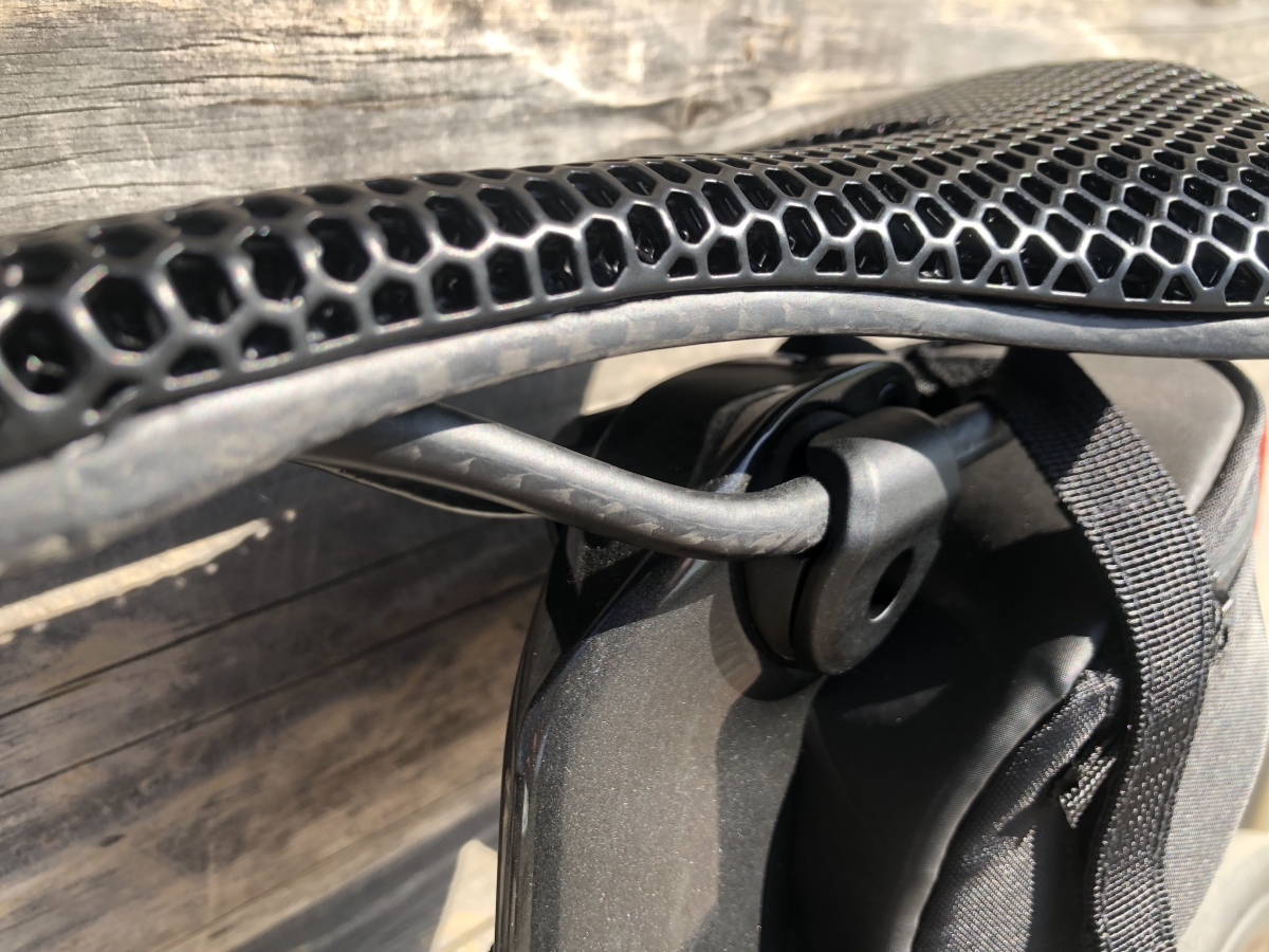 話題の3Dプリンターサドルをテスト‼TNI 3D printing サドル | 池袋で