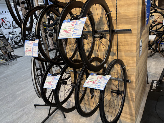 BLACK FRIDAY】コスパ最強のオランダ発ロードバイク用カーボンホイール