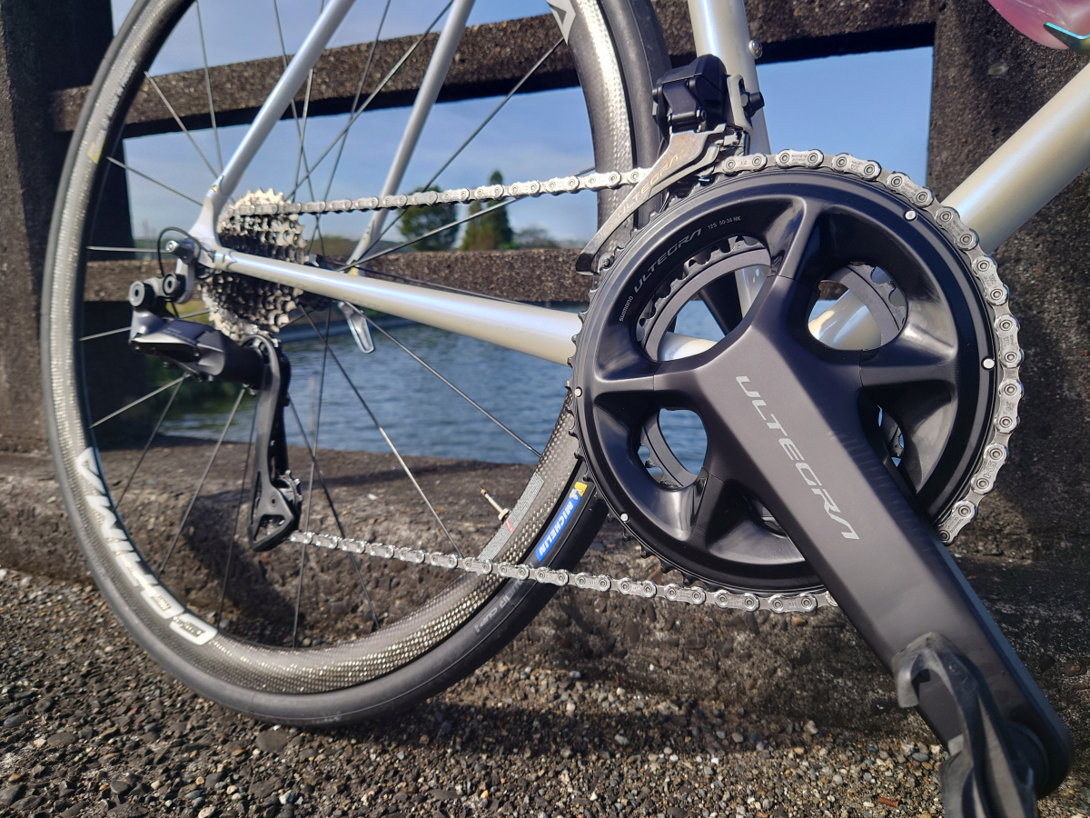 すたっふ・ぶろぐ！】リムブレーキバイクにシマノの12速Di2を換装した