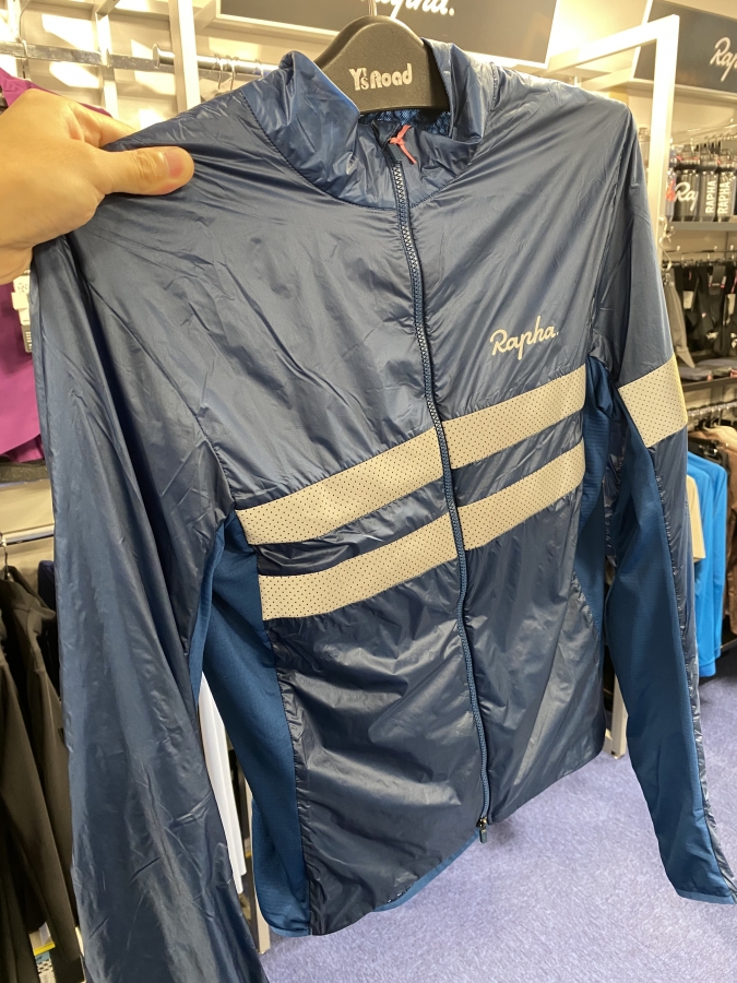 Rapha】ポケットに収まる軽量なブルべジャケット | サイクルウェアの