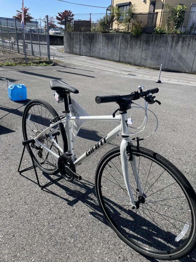 新型軽量アルミフレームのGIANT Escape R3がお安く手に入るチャンス