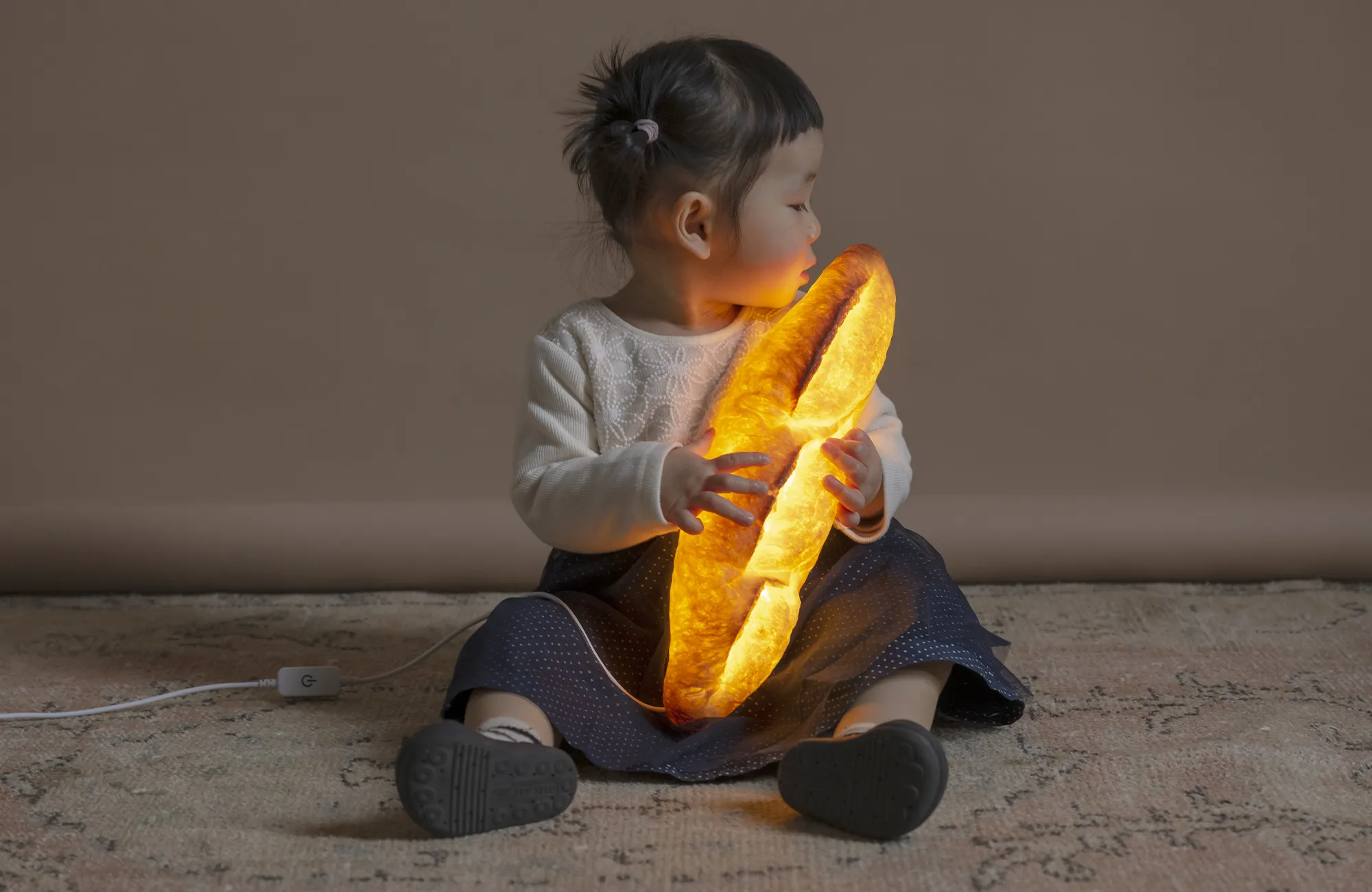 PAMPSHADE - パンプシェード 本物のパンでできたライト - PAMPSHADE