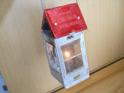 懐かしい昭和の登山装備。屋根型ランタン | 元山岳部部長の登山講座