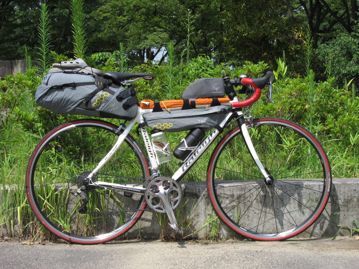 アピデュラApiduraのバイクパッキング – 残念キャンプでごめんなさいっ！